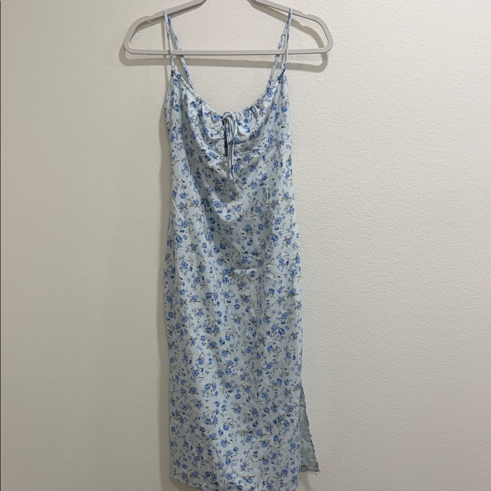 NWT Princess Polly Floral Blue and White Dress